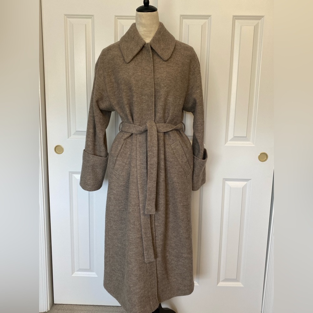 Relaxed belted wool coat, size 4, mole